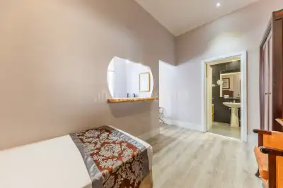 Albergo in vendita, Via Firenze, Roma