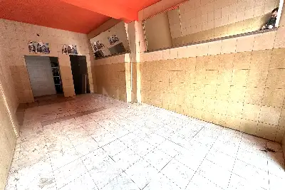 Negozio in affitto, Via Francesco Pallavicini , Roma