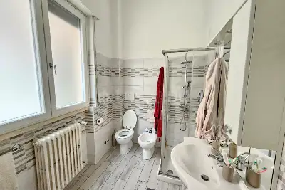 Palazzo in vendita, Via Vittorio Vergani, Cantù