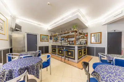 Albergo in vendita, Via Firenze, Roma