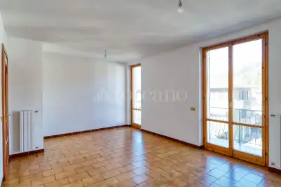 Casa in vendita, Via San Camillo, Marchirolo