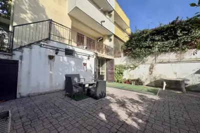 Villa Plurifamiliare in vendita, Viale Roma, Anzio