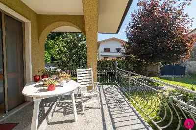 Villino a Schiera in vendita, Via Giuseppe Mazzini, Aviano