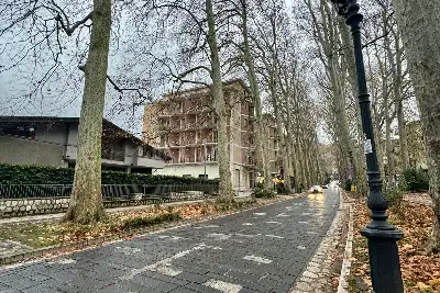Negozio in vendita, Mercogliano - Viale San Modestino, Mercogliano