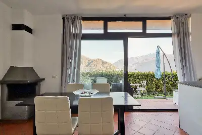 Casa in vendita, Via Casamora, Cuasso al Monte