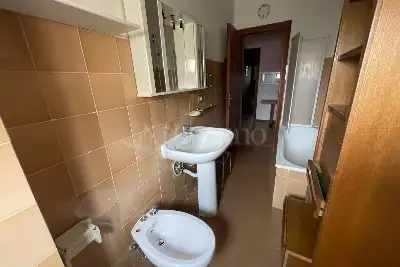 Casa in vendita, Piazzale Aldo Moro, Pomezia