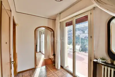 Casa in vendita, Via Bellinzona, Como