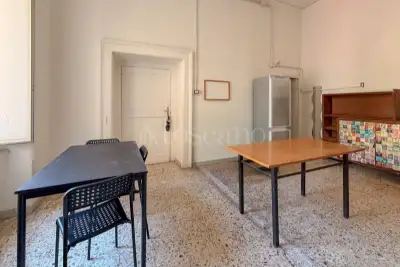 Casa in vendita, Largo Regina Coeli, Napoli
