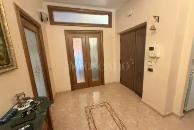 Casa in vendita, Via Virgilio, Pomezia