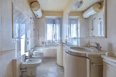 Casa in vendita, Via Giovanni Pascoli, Milano