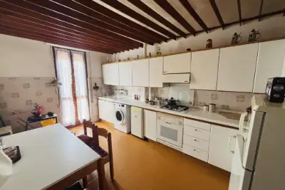 Casa in vendita, Via Vittorio Locchi, Brescia