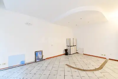 Negozio in vendita, Via Rezzonico, Como