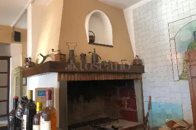 Attività Commerciale in affitto, Via Vecchia Bolognese, Pistoia