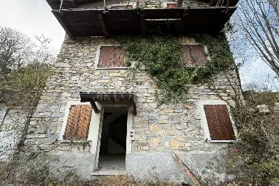 Villa in vendita, Via Cerano, Centro Valle Intelvi