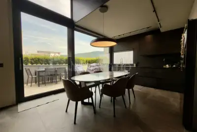 Villa Plurifamiliare in vendita, Via del Carso, Brescia