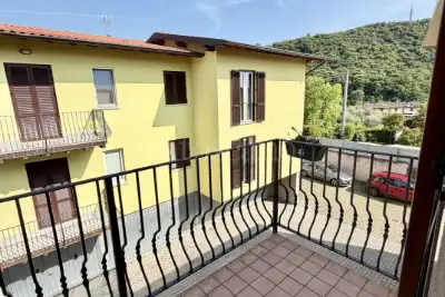Casa in vendita, Via D. Alighieri, Monticelli Brusati