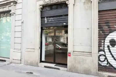 Negozio in affitto, Via Piacenza 20, Milano