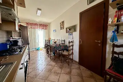 Villino a Schiera in vendita, Via Gozzi, Anzio