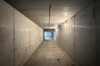 Box in vendita, Via Savona, Milano