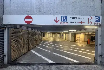 Box in vendita, Largo Marco Zanuso, Milano