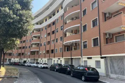 Casa in vendita, Via Nomentum, Roma
