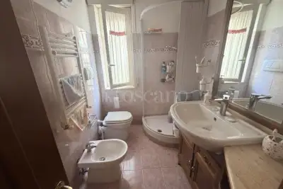 Casa in vendita, Via Virgilio, Pomezia