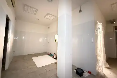 Negozio in affitto, Via della Corazzata, Roma