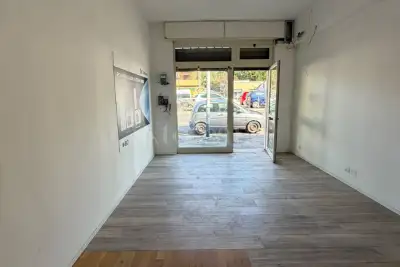 Store for rent, Via Tuscolana, Roma