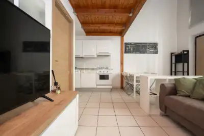 Loft in affitto, Piazza Pompeo Castelli, Milano
