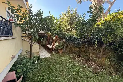 Villa Plurifamiliare in vendita, Via Numana, Fiumicino