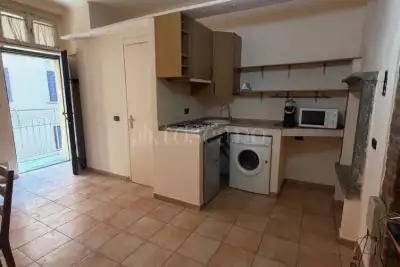 Casa in vendita, Via Correggio, Milano