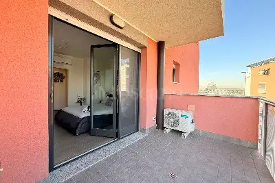 Casa in vendita, Via Senigallia, Milano