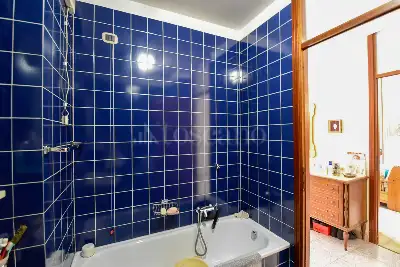 Casa in vendita, Via Vincenza Campari, Como