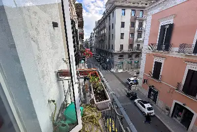 Palazzo in vendita, Via Andrea Da Bari, Bari