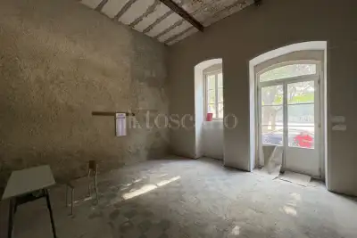 Palazzo in vendita, Via Caltanissetta, Siracusa