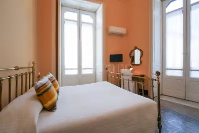 Palazzo in vendita, Via Transito, Catania