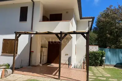 Villa in vendita, Via del Sagittario, Colle Piuccio, Sabaudia, Sabaudia