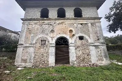 Casa Indipendente in vendita, Via L. Cadorna , Minturno