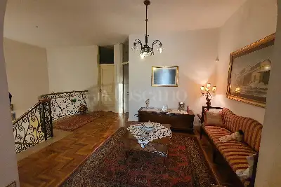 Villa Plurifamiliare in vendita, Via Monte Grappa, Nave