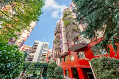 Casa in vendita, Via Correggio, Milano