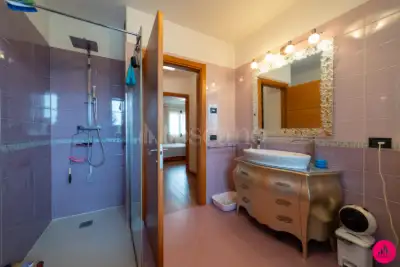 Villino a Schiera in vendita, Via della Chiesa, Prata di Pordenone