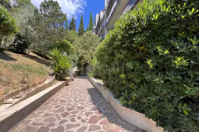 Casa in vendita, Via Tomba di Nerone, Roma