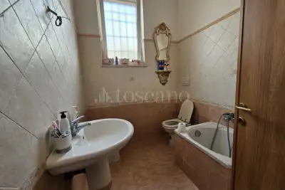 Casa Indipendente in vendita, Via Lombardia, Anzio