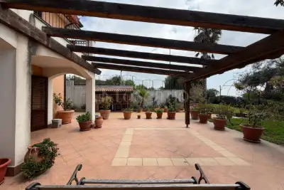 Villa Bifamiliare in vendita, Via dell'Aria, Pedara
