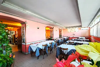 Negozio in affitto, Via della Casetta Mattei, Roma