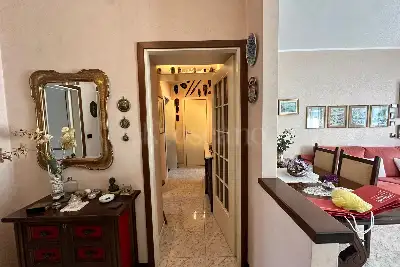 Casa in vendita, Via Sem Benelli, Milano