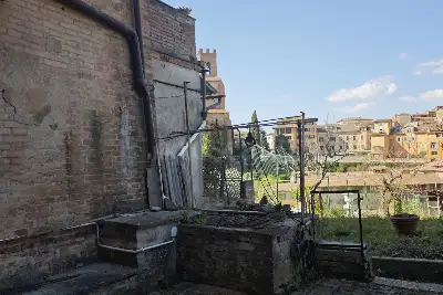 Casa in vendita, Via Franciosa, Siena