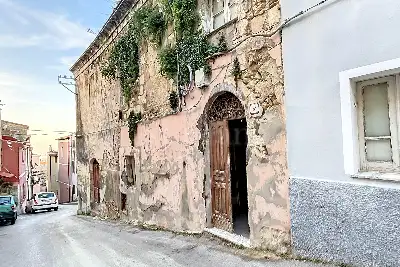 Casa Indipendente in vendita, Via San Nicola, Sennori