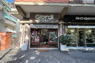 Attività Commerciale in vendita, Viale dei Colli Portuensi , Roma