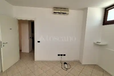 Ufficio in affitto, Via Sant'Adeodato, Cantù